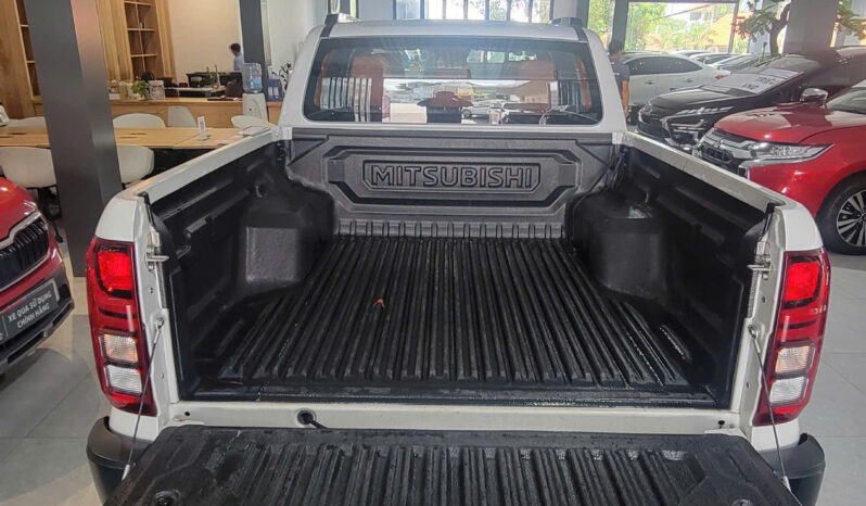 
								Mitsubishi Triton GLS 4×4 2025 full									
